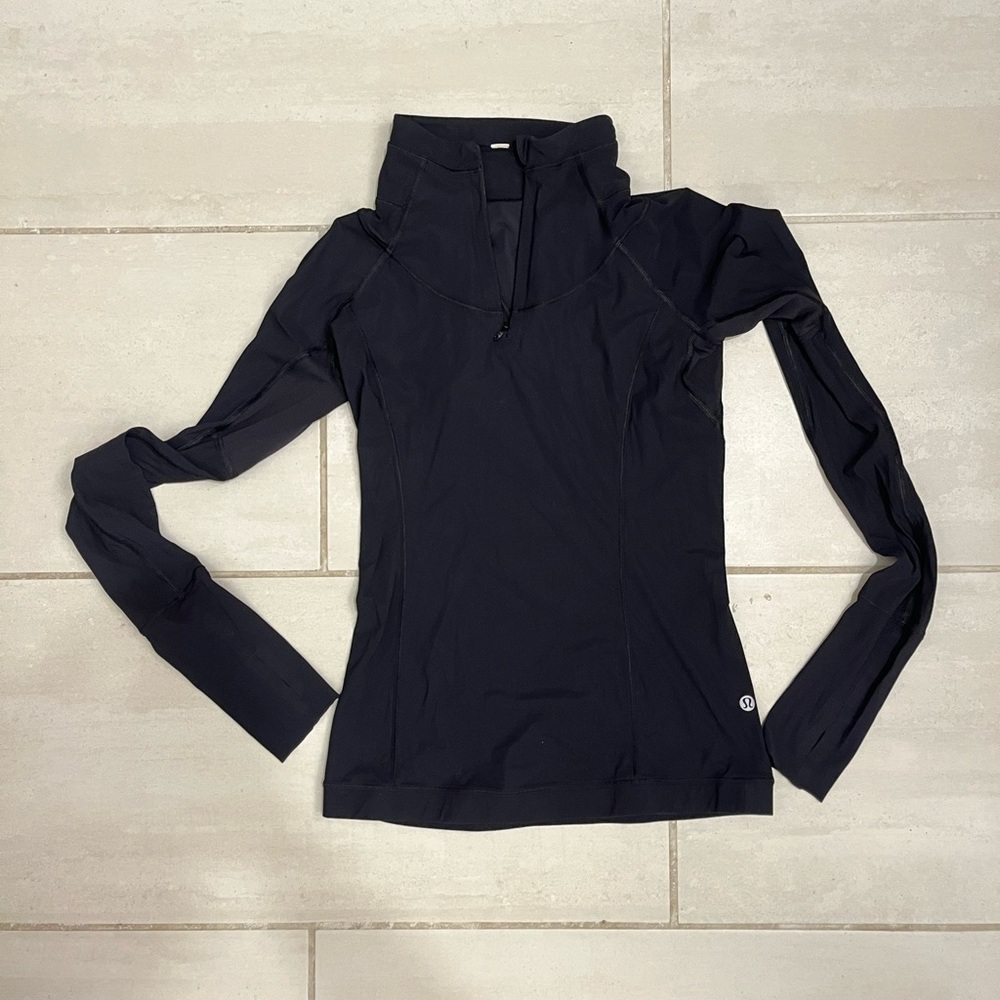 Lululemon running shirt